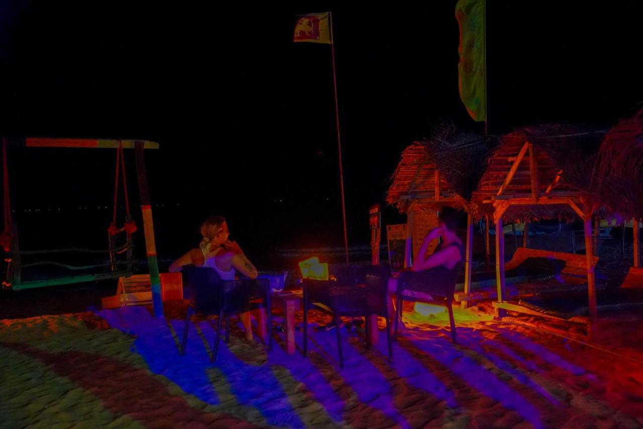 The Beach Lovers Nilaveli Luaran gambar